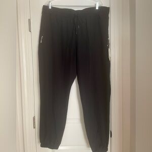 Black UPF 50+Jogger Sweatpants with Tapered Leg Design XXXL